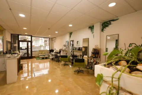Local comercial en calle de Altamira