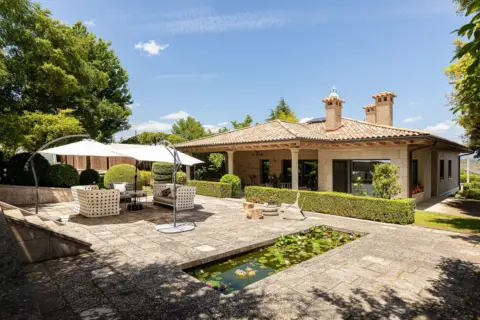 Chalet en Avenida de Vitoria