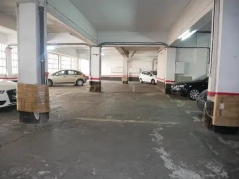 Garaje en Basauri Centro