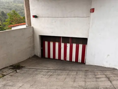 Garaje en calle de Basozelai