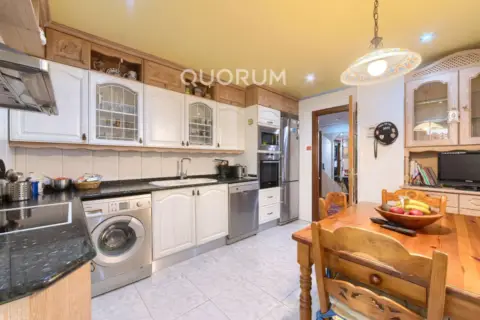 Piso en Basauri - Kalero - Basozelai