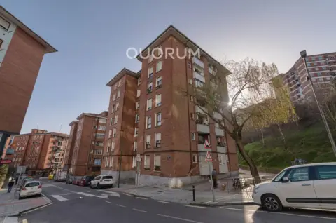 Piso en Basauri - Kalero - Basozelai