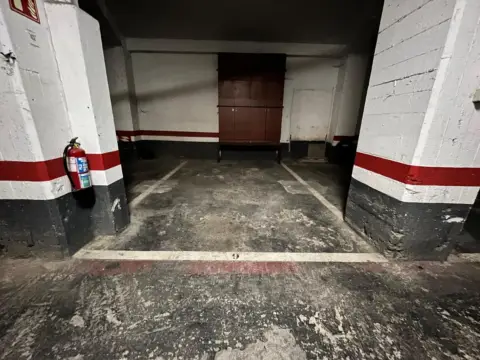 Garaje en Basauri - Urbi