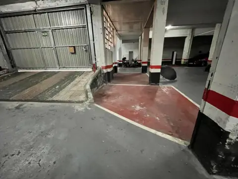Garaje en Basauri - Centro - Ariz - Uribarri