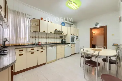 Piso en Basauri - Centro - Ariz - Uribarri