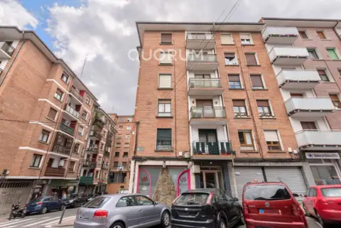 Piso en Basauri - Centro - Ariz - Uribarri