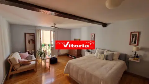 Piso en calle Cuchillería