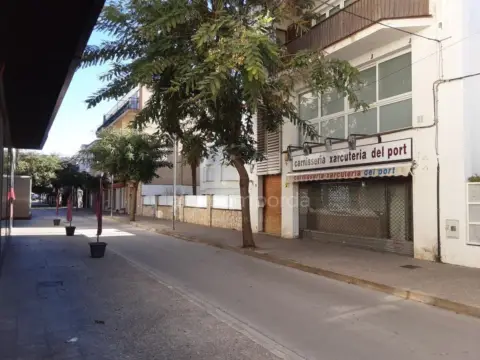 Local comercial en Carboneres- La Farella