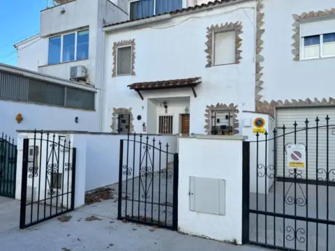 Casa adosada en Empuriabrava-Flamicell