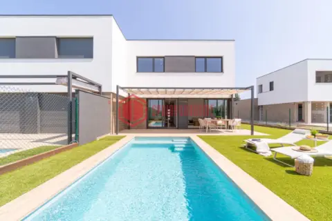 Chalet en Urbanizacion Bon Relax