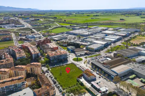 Terreno en Poble Nou - Olivar Gran