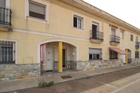 Terraced house in Calzada Romana