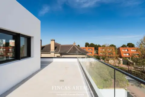 Chalet en Avenida de la Ilustración