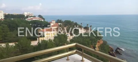 Piso en Passeig del Mediterrani, 109