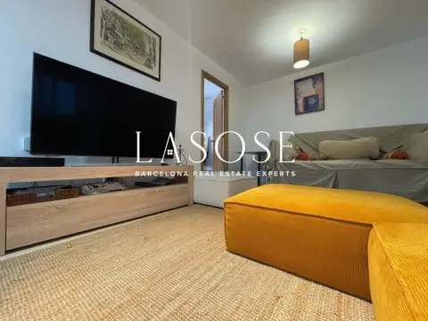 Apartamento en Carrer de les Bòbiles