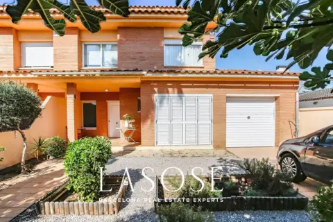 Casa en Avinguda d'Anglaterra