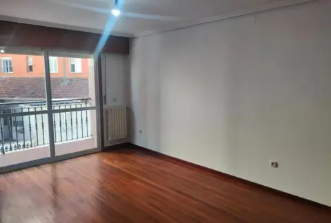 Piso en calle del Ático Noguerol