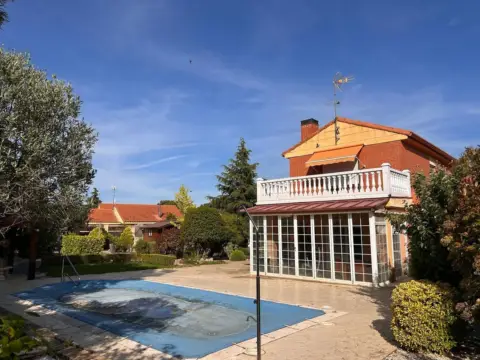 Chalet en calle Carramonte