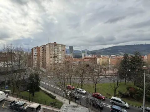 Piso en calle de Landáburu