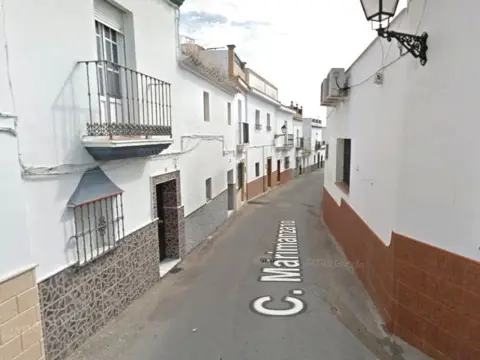 Casa adosada en calle de la Marimanzano
