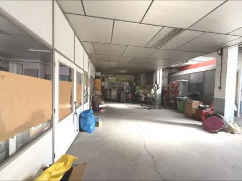 Local comercial en calle calle María Purificación Neira González, 19, nº 19