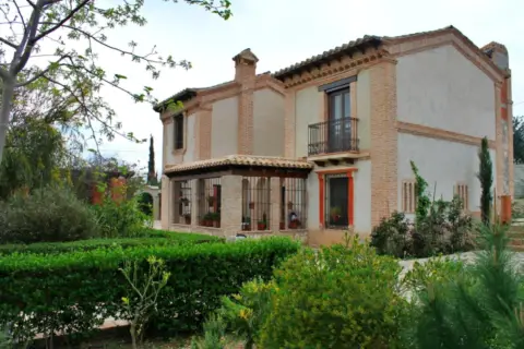 Chalet en calle Barrosa, nº 94