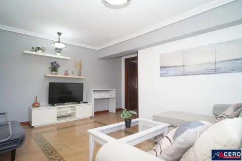 Apartamento en Barrio de la Arnia