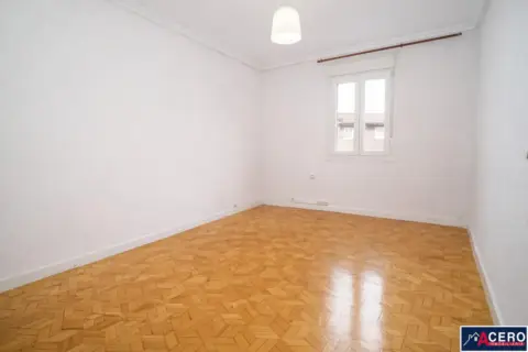 Piso en calle del Río Ebro