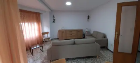 Piso en Plaza Crevillente-Juzgados
