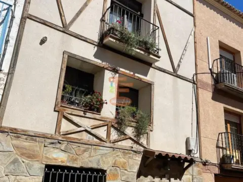 Chalet en calle de Ramón Salvador