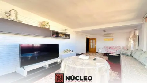 Piso en calle Don Artal de Alagón