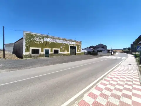 Nave industrial en Galisteo