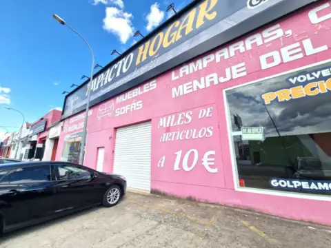 Nave industrial en Avenida del Martín Palomino