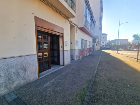 Local comercial en calle de Sor Valentina Mirón