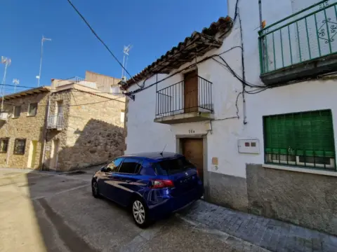 Chalet en Casco Urbano.