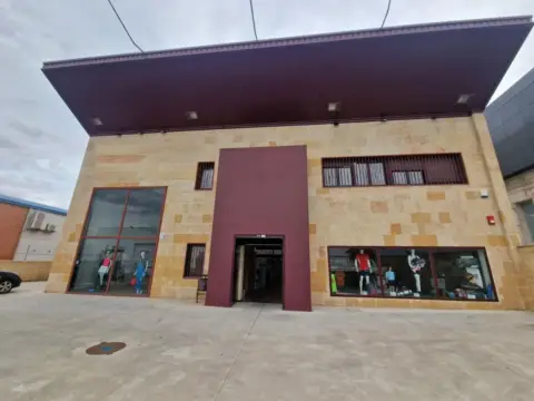 Nave industrial en calle Segunda