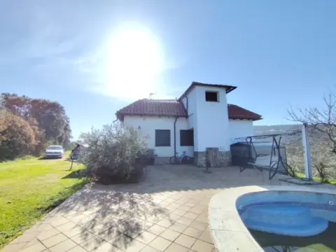 Casa en Centro in Malpartida de Plasencia · Malpartida de Plasencia
