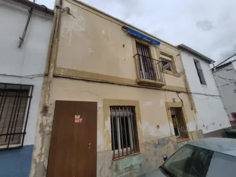 Casa en calle Ollerías