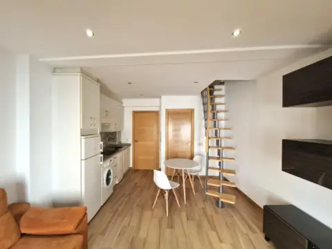 Dúplex en calle del Contador