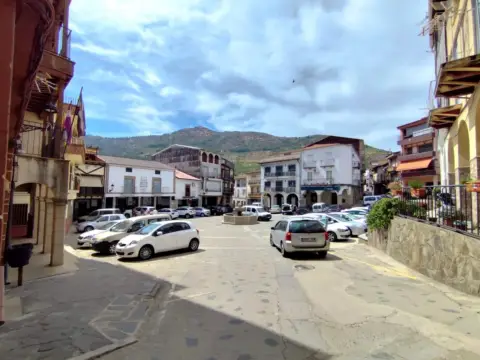 Casa adosada en Casar de Palomero