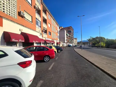 Local comercial en Avenida de Salamanca