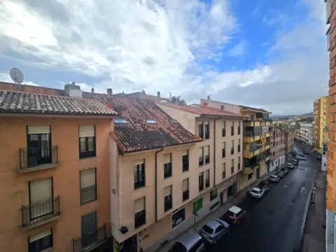 Piso en calle de Manuel Bermejo