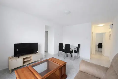 Piso en calle Ines de Suarez