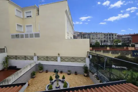 Casa en calle de la Garza