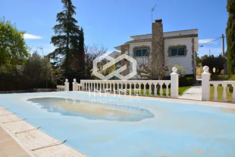 Chalet en La Atalaya 6