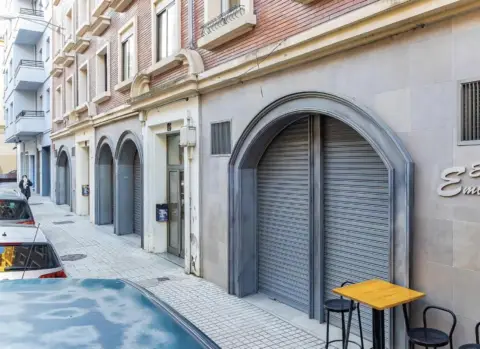 Local comercial en calle del Padre Calatayud