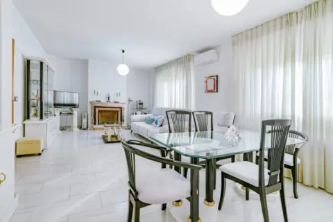 Casa – Vegas del Genil