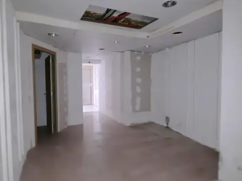 Casa adosada en Plaça de la Constitució