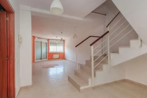 Casa pareada en Carrer de la Torre dels Escipions