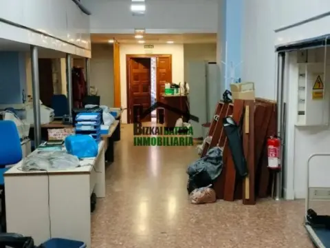 Local comercial en calle Matiko